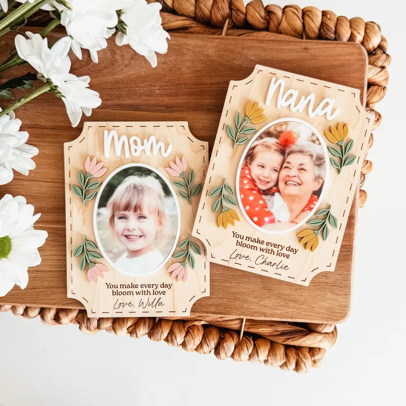 Personalized Photo Magnet, Custom Photo Frame Magnet, Custom Flower Picture Magnet, Mom Magnet, Grandma Magnet, Mother's Day Gift
